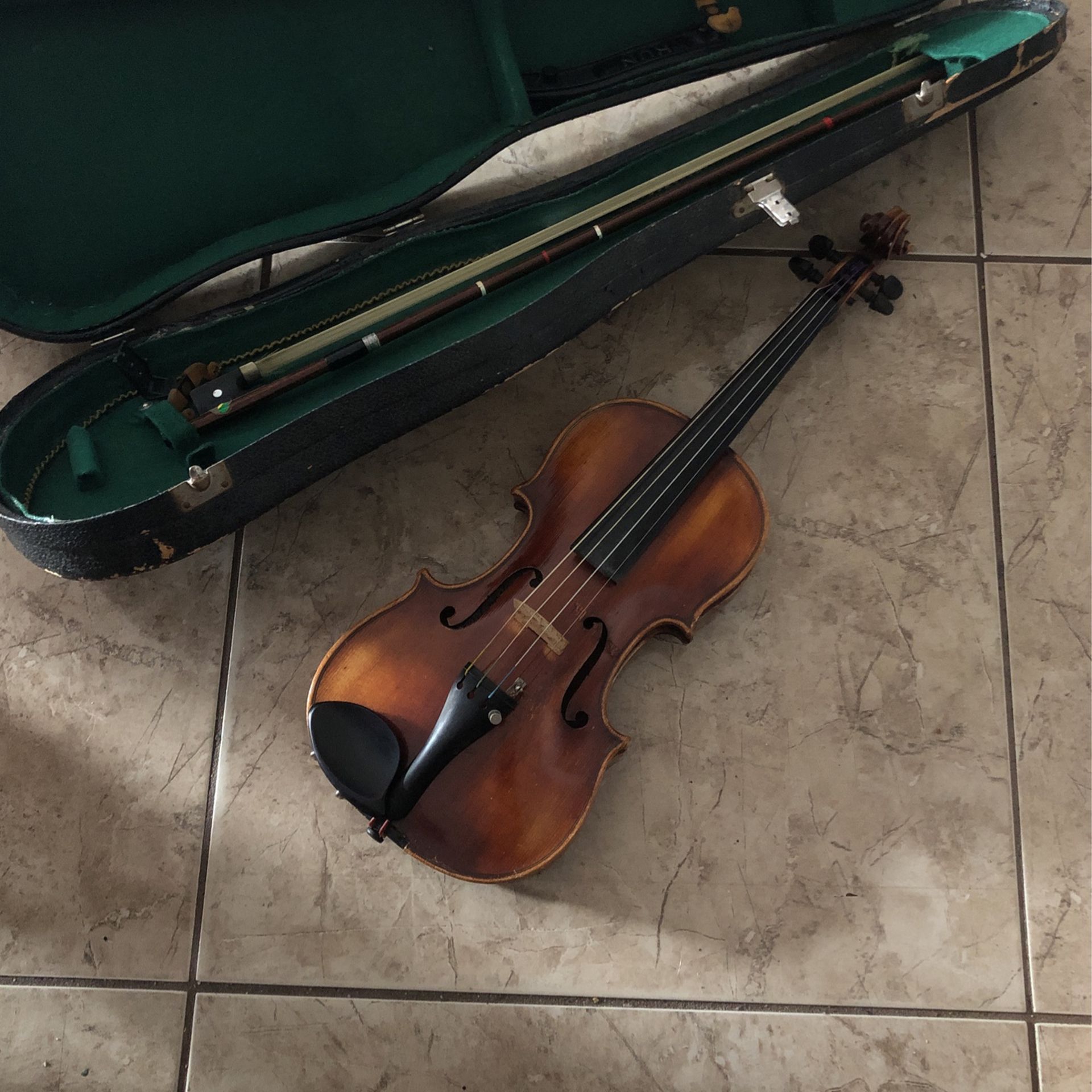Violin John Juzek Violin prague 1/4