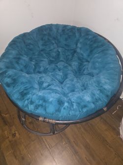 Papasan Chair – Cushion Excellent, Base Needs Repair