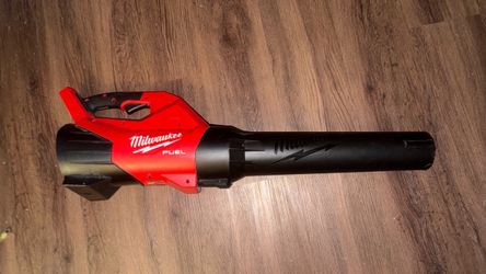Milwaukee M18 FUEL Blower – Like New / Open Box