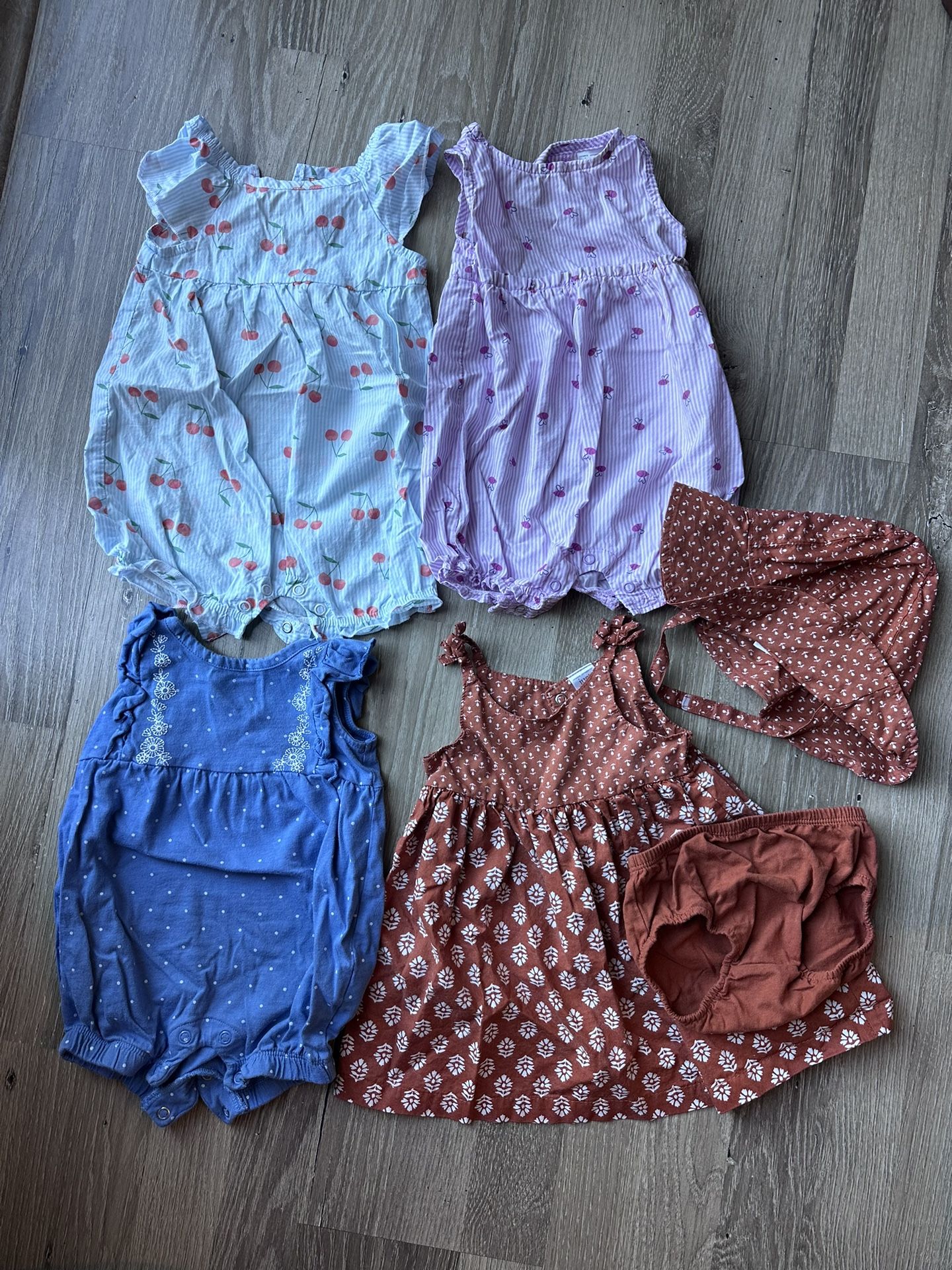 Carters Baby Girl Bundle! (6 Months)