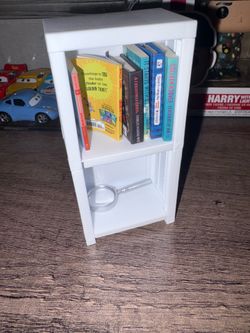 Mini brands books