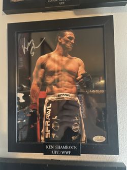 UFC/WWE KEN SHAMROCK AUTOGRAPHED PHOTO WITH COA FROM JSA
