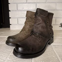 NEW Mismatch Boots Size 7