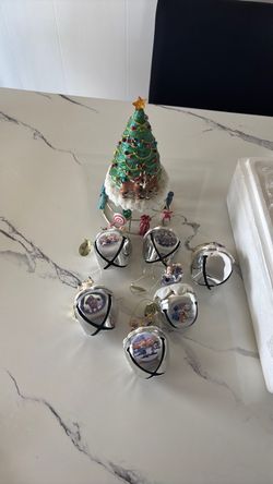 Rudolph Ornament Set