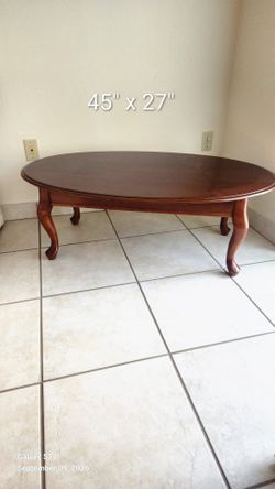 Living room circular table set