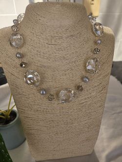 CRYSTAL  NECKLACE. HandCrafted With Handhewn Crystals. Pearls, New