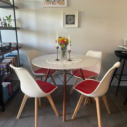 Dining Set Table + 4 Chairs 