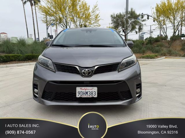 2018 Toyota Sienna