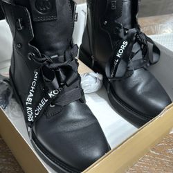 MK Boots 