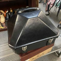 Nuevo estuche para Texana, Cinturón y botas