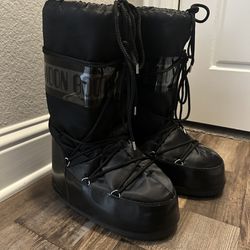Moon Boots/Snow Boots 