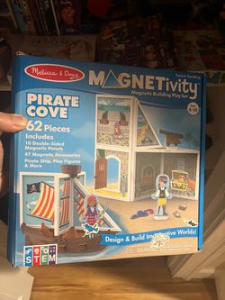 Melissa & Doug Magnetivity Pirate Cove Set