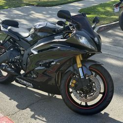 R6 2006 - Fast, Current Registration And Clean Title.