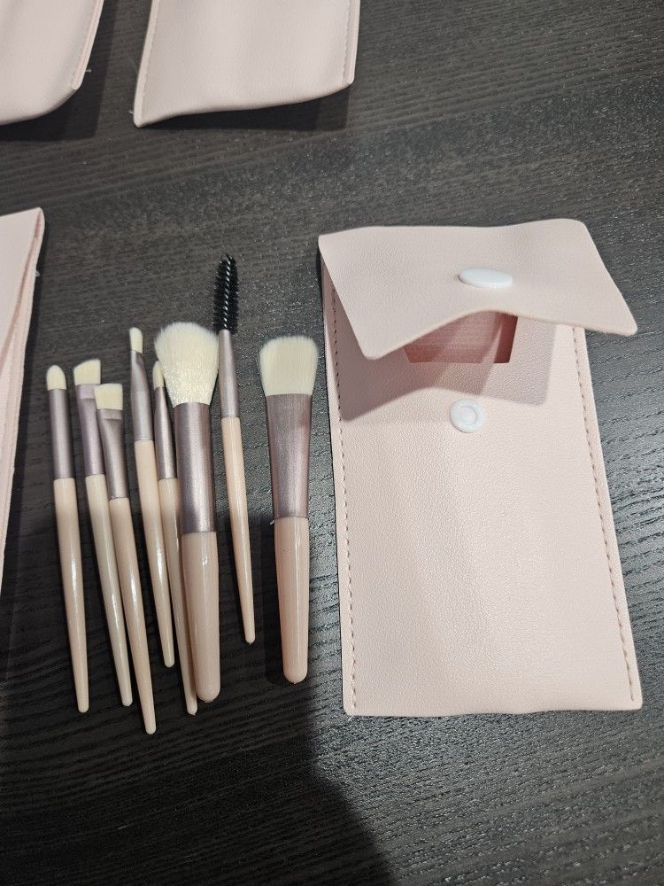 2 Set Of Travel Size Makeup Brushes For $1