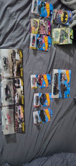 Hot wheels lot limited chase and sets haulers Batman and some others