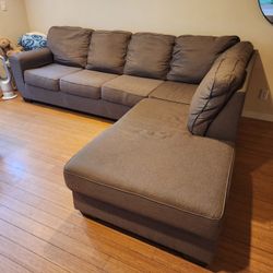Sectional Couch With Delivery 