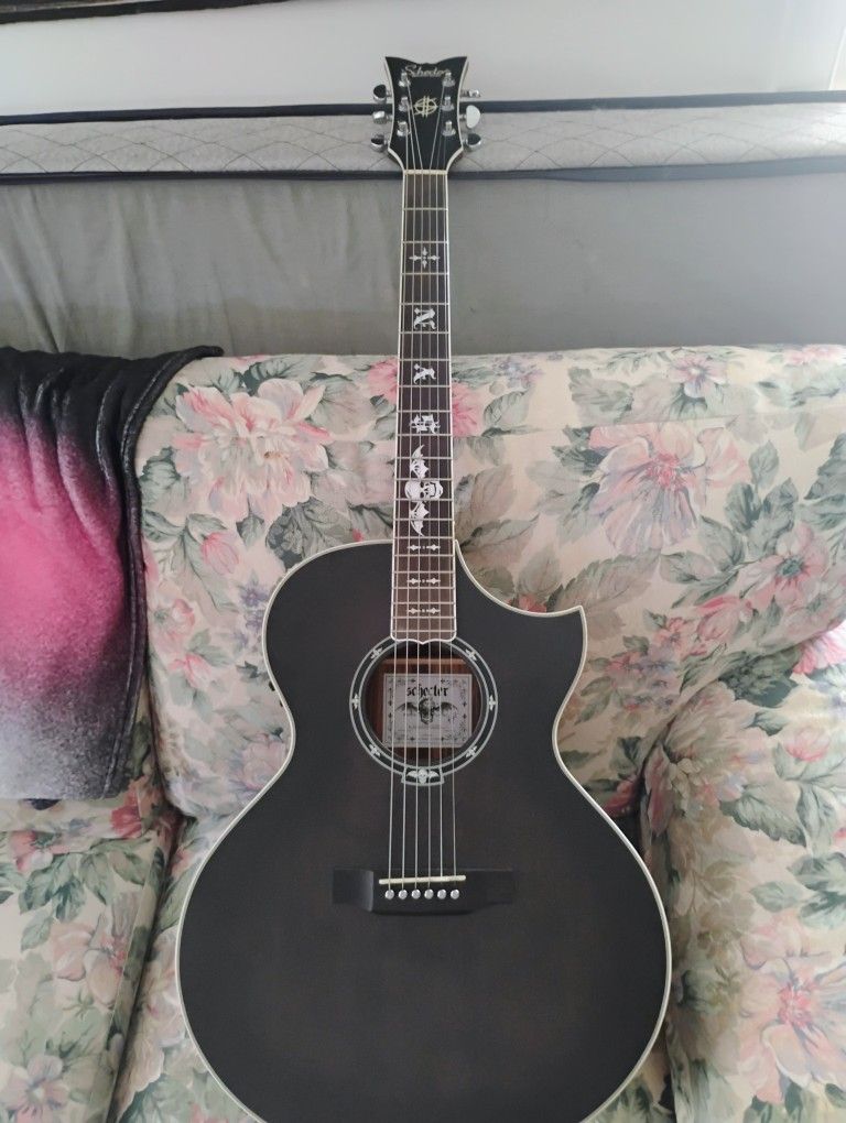 Synister Gates Diamond Series Acoustic Guitar With Tonewood Amp