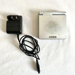 NINTENDO GAMBOY ADVANCE SP AGS-001 PLATINUM SILVER OEM FULLY FUNCTIONAL WITH A/C ADAPTER