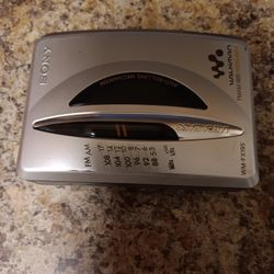 Sony Walkman With F/m Radio Tape Player Like New