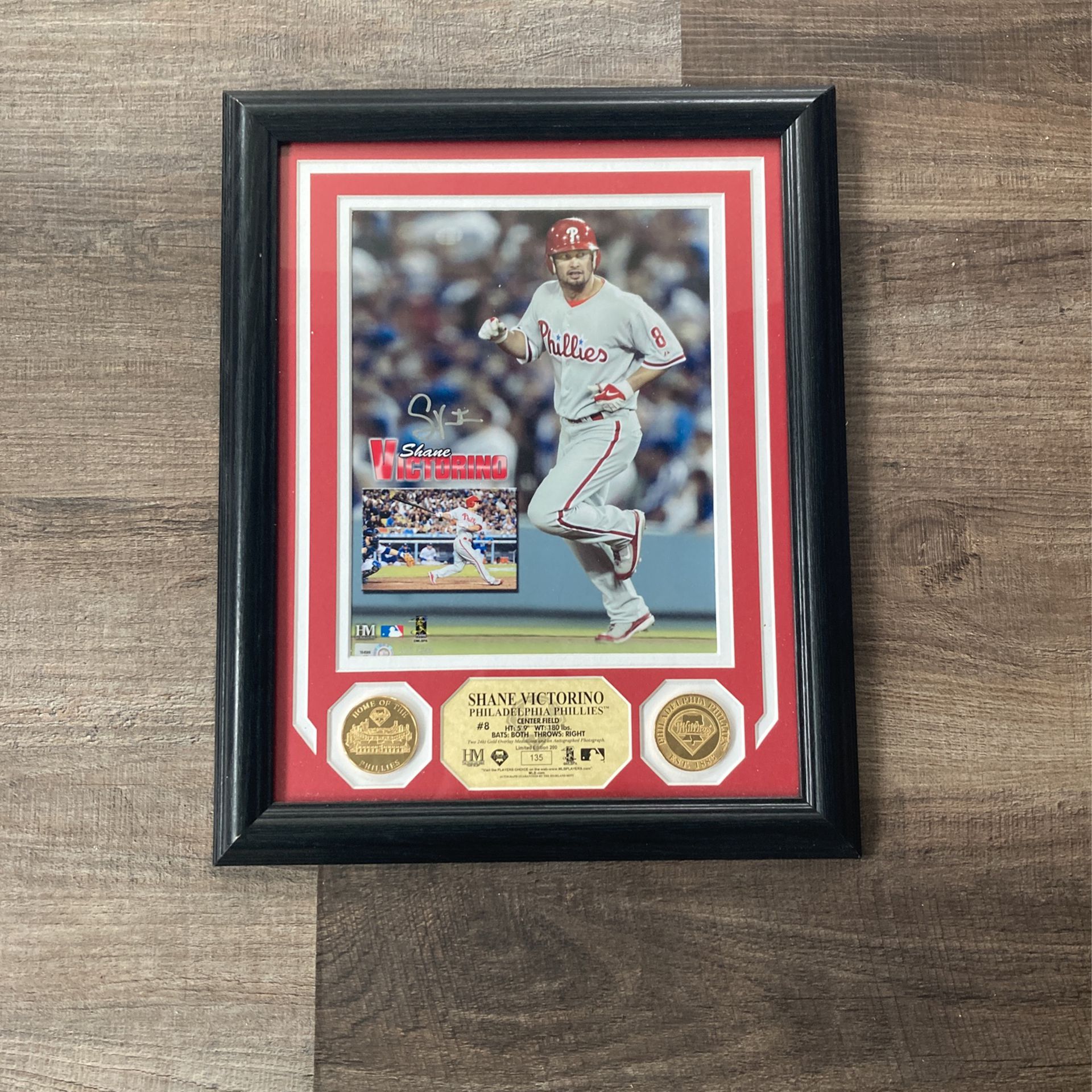 Shane Victorino Framed Autographed Photo Limited Edition Numbered 135/200  w/ 24kt Gold Overlay Medallions & COA Philadelphia Phillies for Sale in  Port