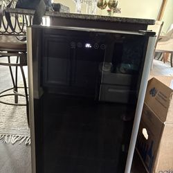 Frigidaire 34 Bottle Wine Cooler