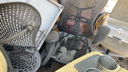 4 Herman miller Mirra Chair for parts