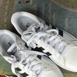 Adidas Size 6/15