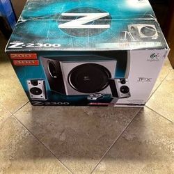 Logitech Z-2300 THX Surround Sound Speaker System with Original Box