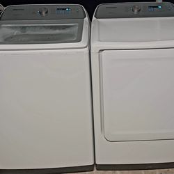 Samsung Washer & Electric Dryer Set.  FREE DELIVERY TO GROUND LEVEL ONLY 