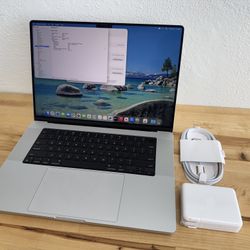 Apple MacBook Pro 16” / M4 Max / 128GB / 8TB