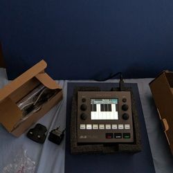 1010 Music Blackbox Compact Sampling Studio, Live Looper — MINT & BOXED