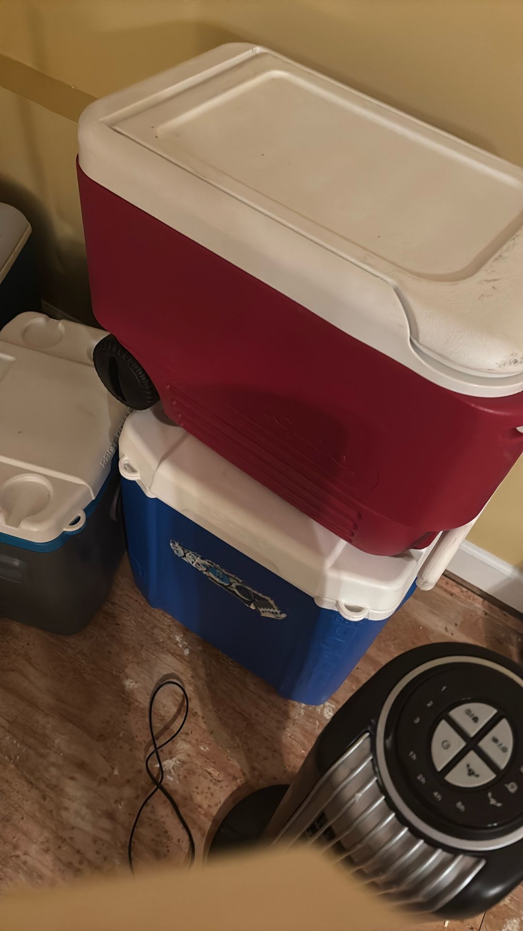 Igloo And One Rubber Made Coolers 
