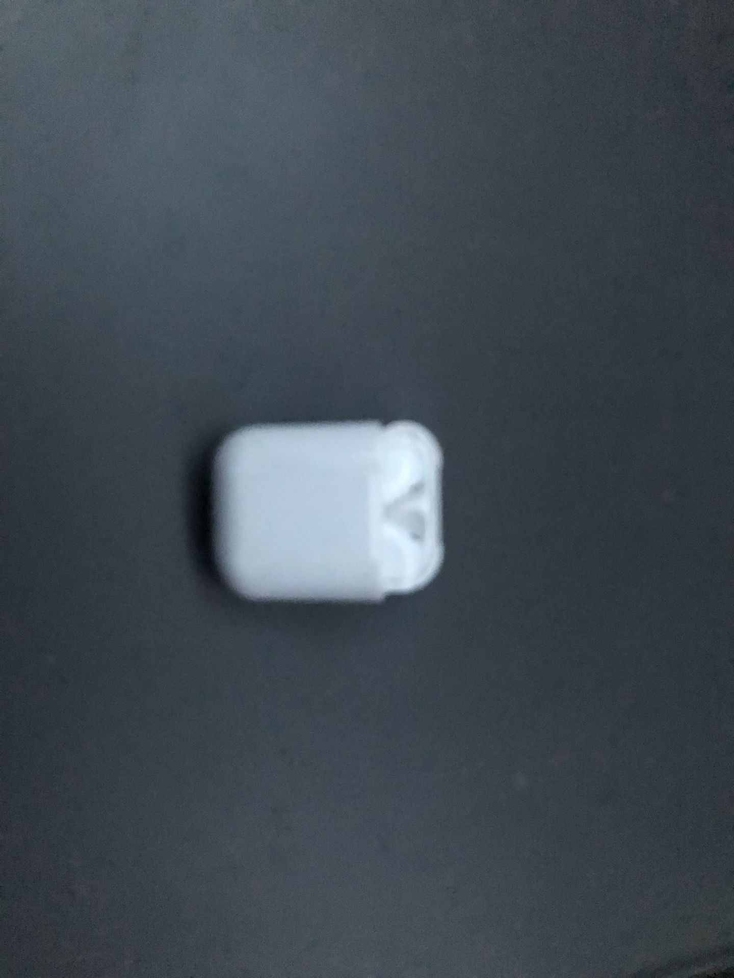 Airpods (1st Gen)