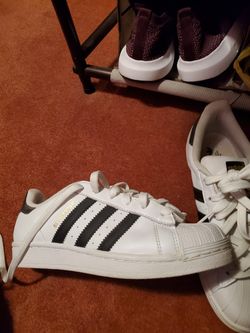 Authentic adidas 5 1/2