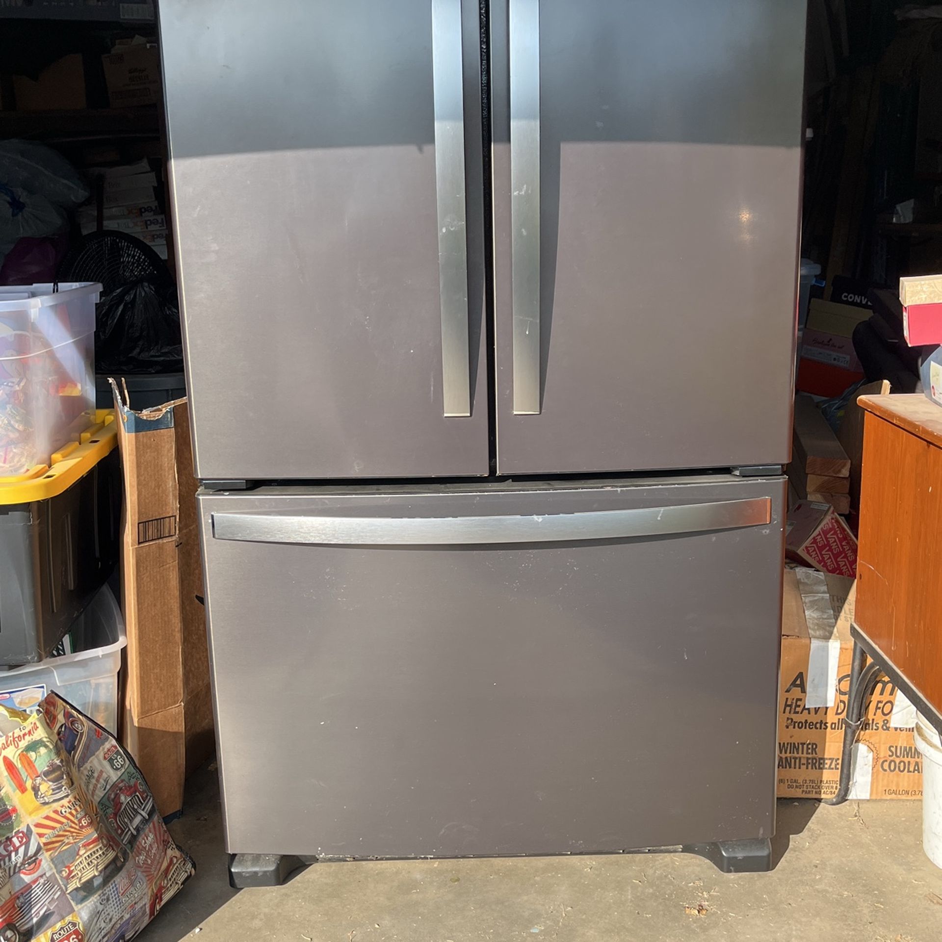 Refrigerator