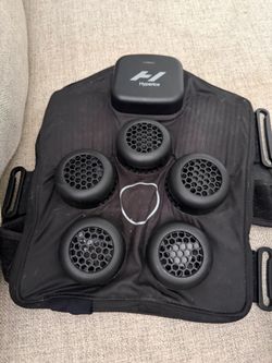 Hyperice Venom Back Wearable Heat Vibration Device