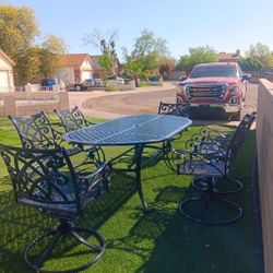 Nice Patio Furniture Very Good Condition 