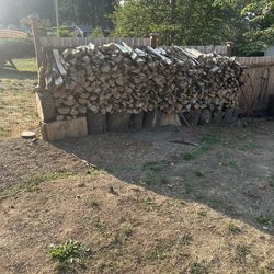 Seasoned Maple Firewood