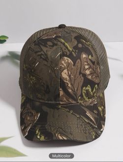 Men Leaf Print Trucker Hat