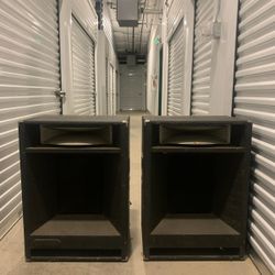 Yamaha Sound Equipment 