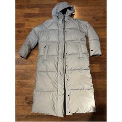 Levi’s Women’s Silver Puffer Jacket