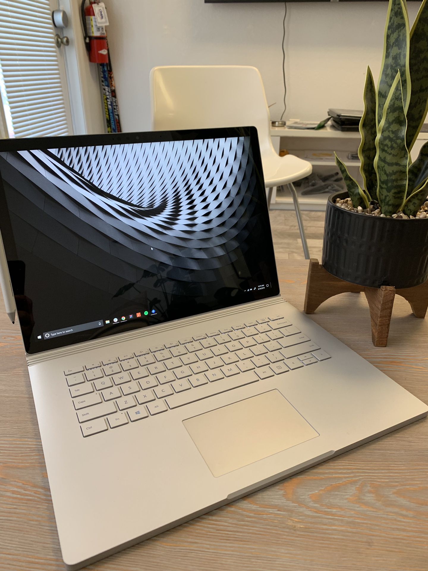 Surface Book 2 15”