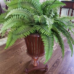 Bombay Pedestal Plant Stand