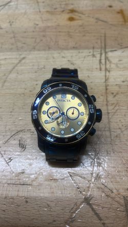 Invicta Wristwatch  15044