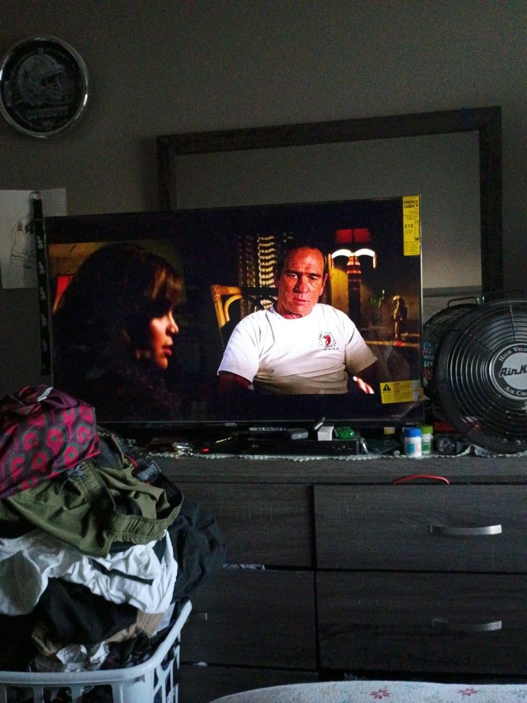 ONN 43 Inch Smart TV 
