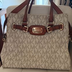 Michael Kors Womens Purse 