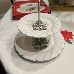 Nikki Two-Tier Christmas/Happy Holidays Tray