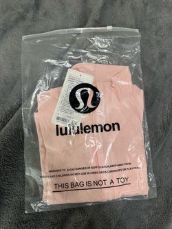 Size 4 lululemon strawberry milkshake define jacket
