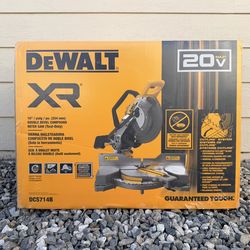 DeWalt XR 20V MAX 10in Double Bevel Compound Miter Saw DCS714B (Tool only)