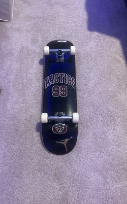 Complete Skateboard Size 8.0
